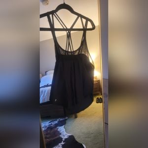 Lululemon size 10 black tank top